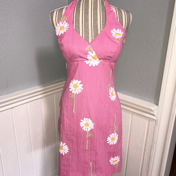 Lilly Pulitzer Dresses & Skirts - Lilly Pulitzer size 4 Daisy halter dress🐼🐼🐼